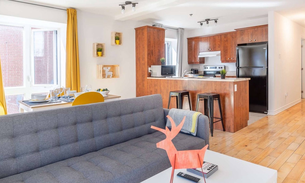 Hochelaga Apartment | Lofts aylwin - designer open space newly renovated