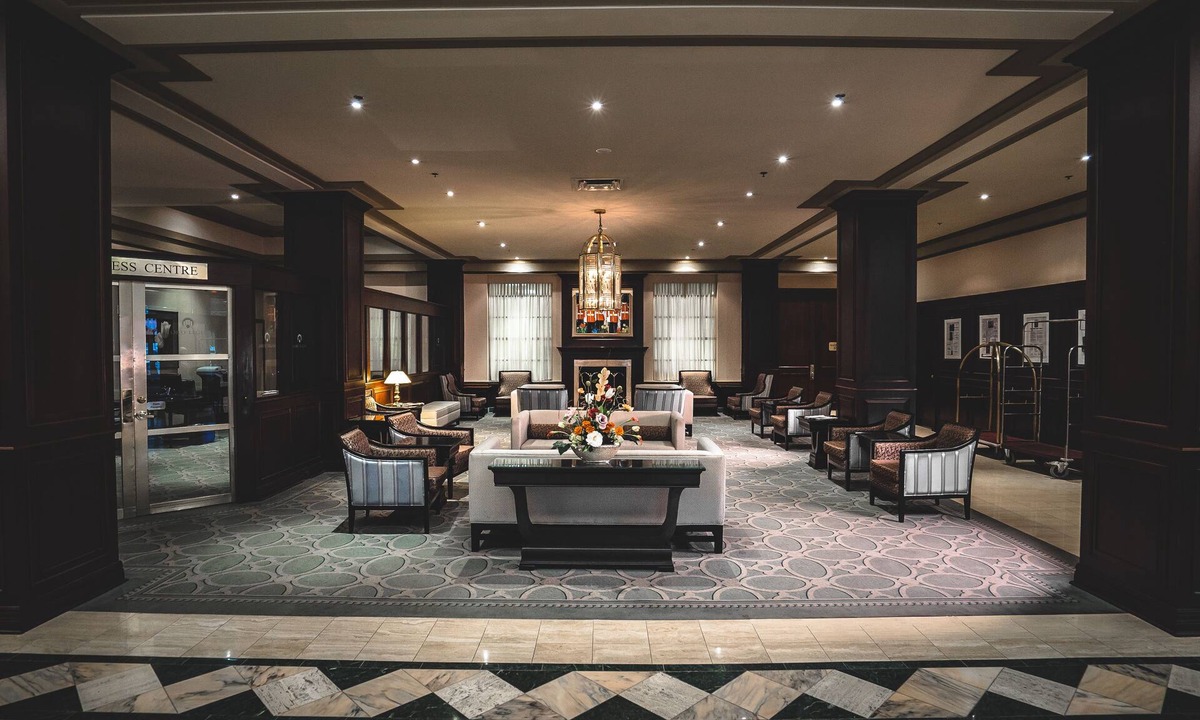 Byward Market - Parliament Hill Hotel | Lord Elgin Hotel
