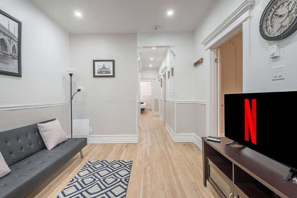 Mile End Apartment | Lovely 4BedR in the heart of Mile-End ~ FREE Parking