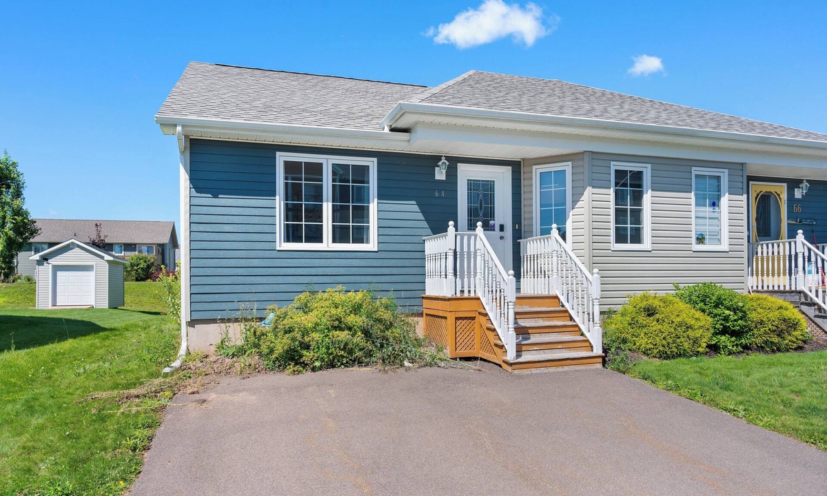 Moncton House | Lovely House in Moncton