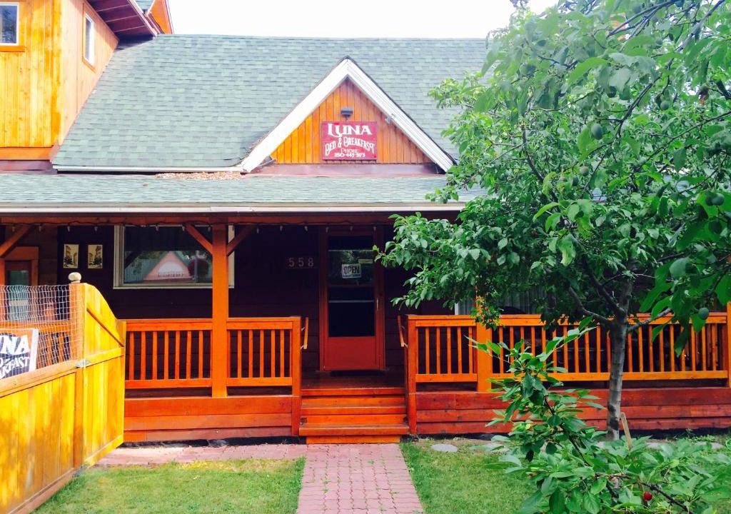 Grand Forks Bed & Breakfast | Luna Bed & Breakfast