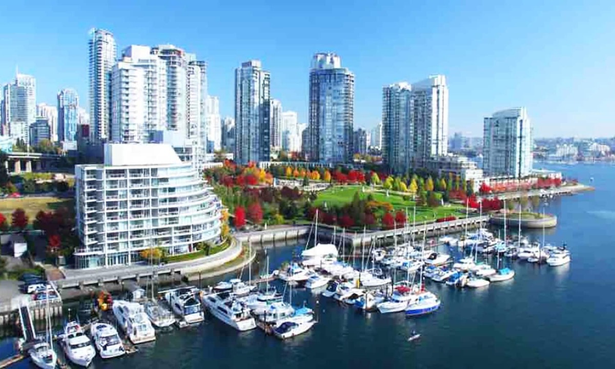 Downtown Vancouver Apartment | Luxury Beautiful Suite in the Heart of Downtown
