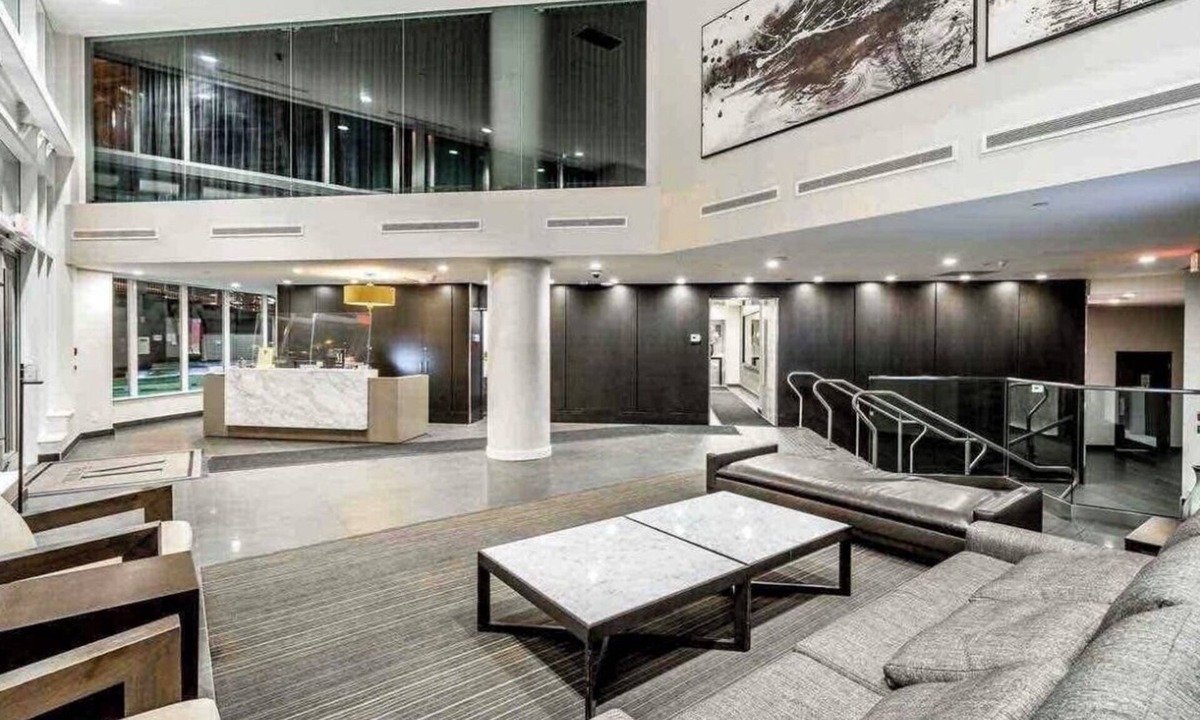 Downtown Vancouver Condo | Luxury Downtown Condo with A/C, Laundry, Parking