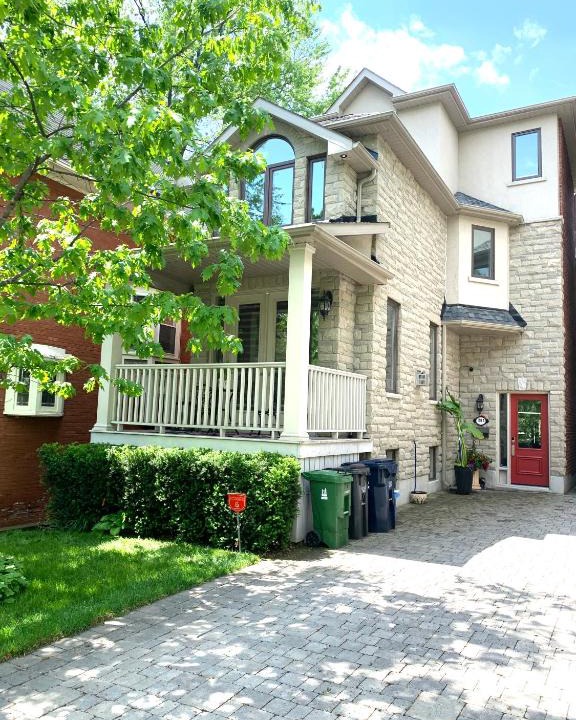 Upper Beaches House | Luxury Home - Upper Toronto Beaches