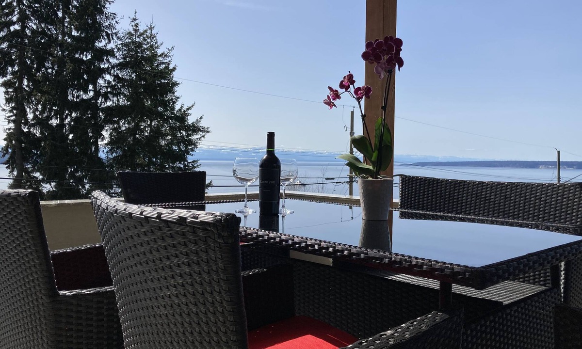 Powell River House | Luxury OceanView Home in Westview