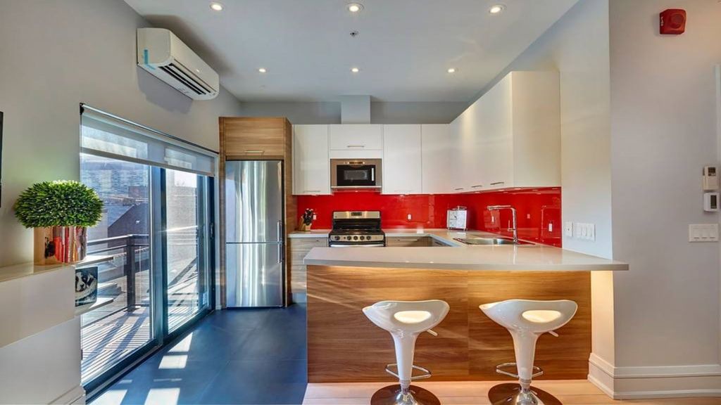Kensington Market Apartment | Luxury Studio Apartment in Kensington Market