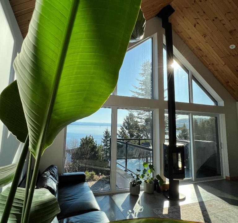 La Baie Apartment | Magical Loft : Breathtaking View & Cozy Fireplace
