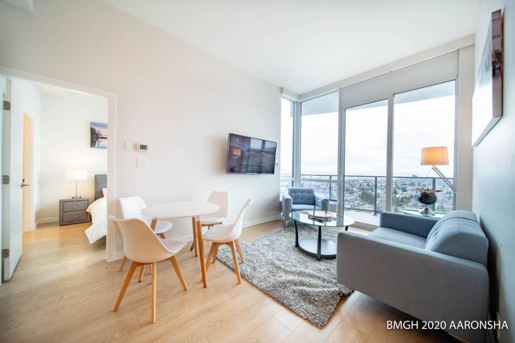 Marpole Apartment | Marine Gateway best top view condo