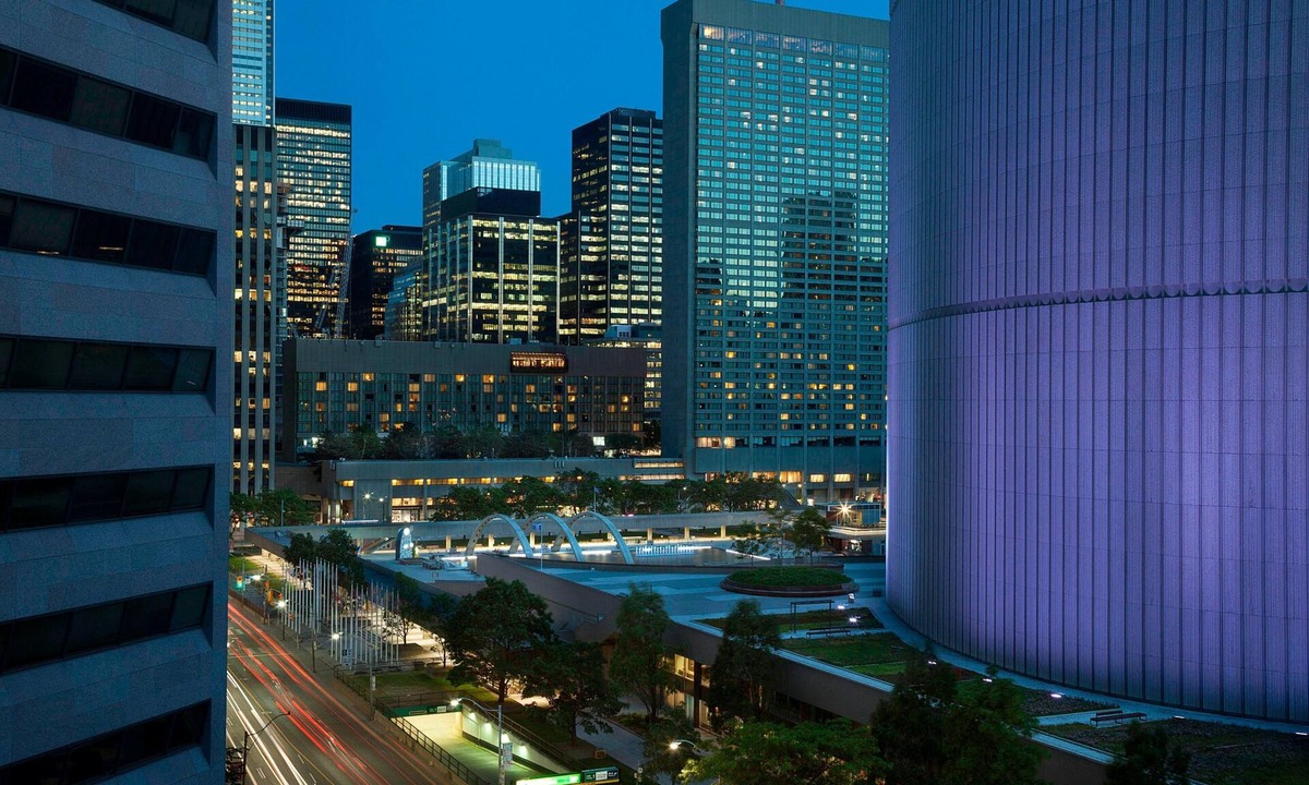 Bay Street Corridor Hotel | Marriott Downtown at CF Toronto Eaton Centre