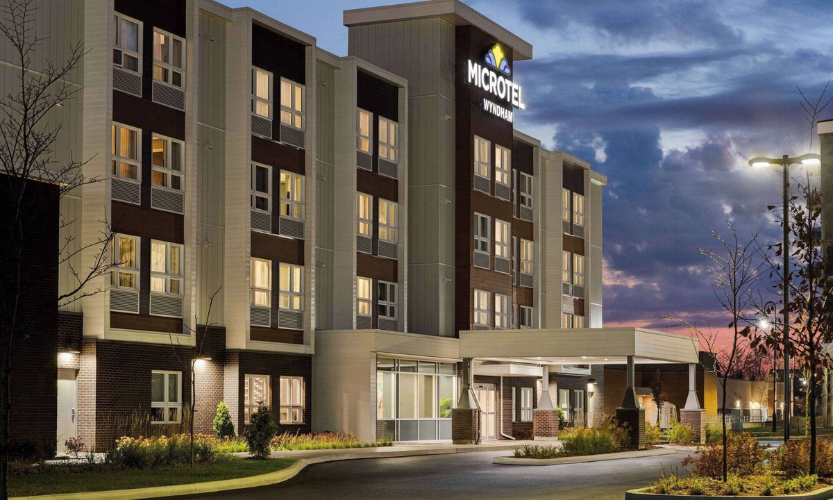 Boisbriand Hotel | Microtel Inn & Suites By Wyndham Boisbriand