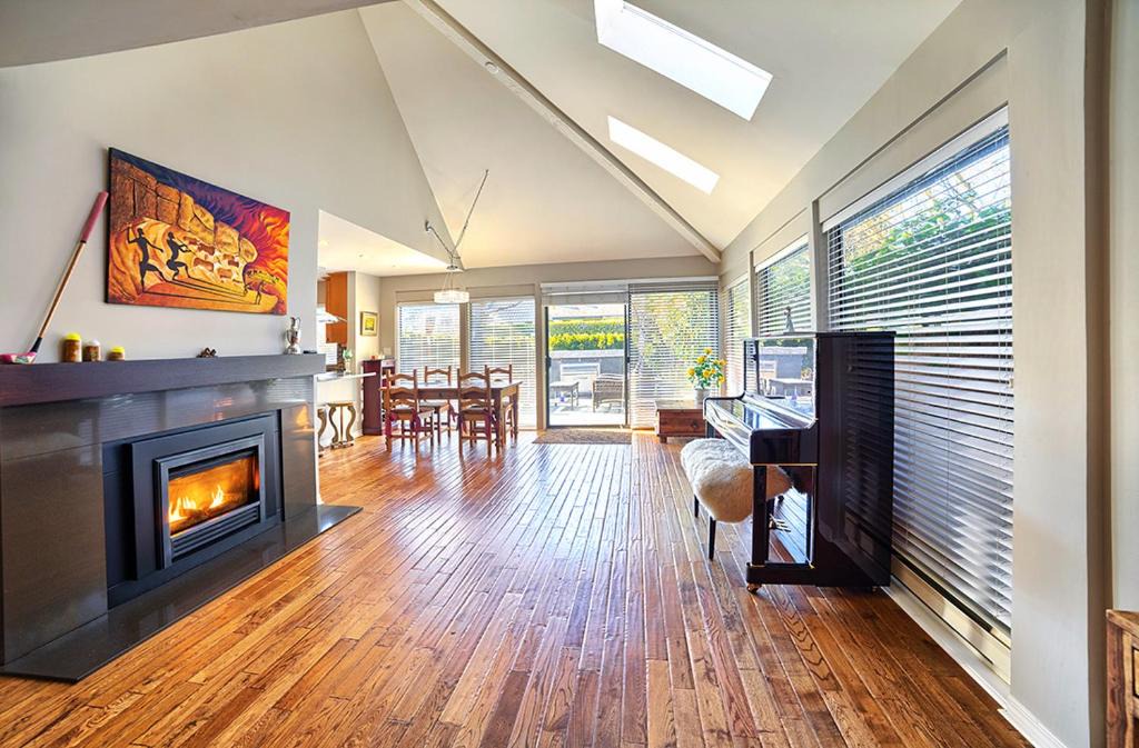 Kitsilano Apartment | Mid Century Getaway Home - Kitsilano - Vancouver