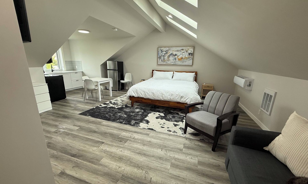 Red Deer Apartment | Modern brand new loft suite
