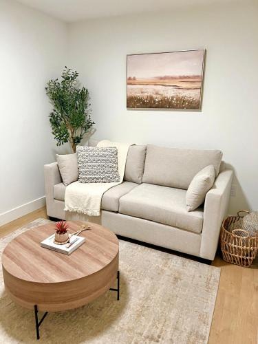 Sunset Apartment | Modern Cozy Home