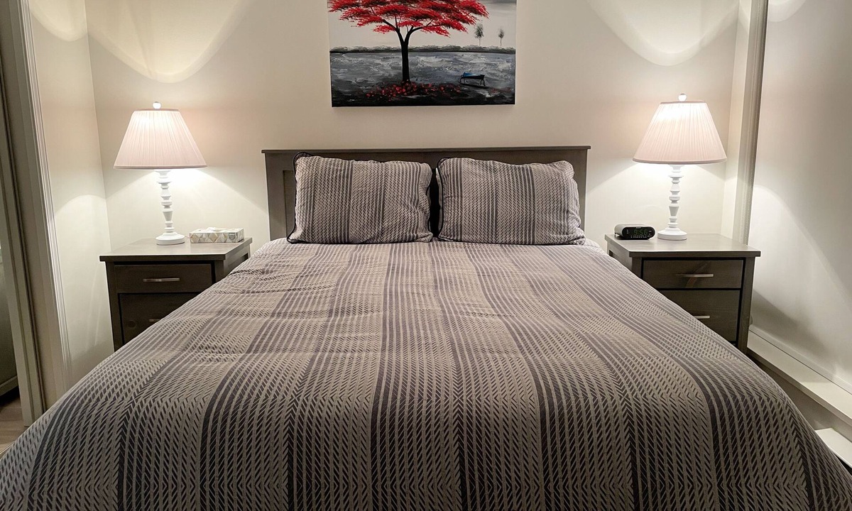Village North Condo | Modern, Deluxe Stoney Creek Northstar Condo. Pool & Hot Tub, Gas Fireplace