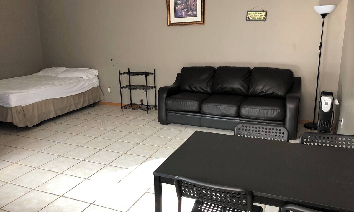 Warren Apartment | Motel Style Cabin Room Rental at Rubber Ducky Resort and Campground