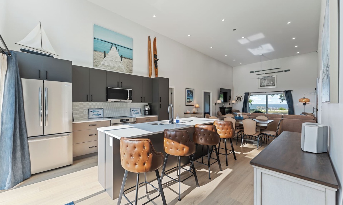 Dunnottar Cabin | New Waterfront Luxury Cabin on Lake Winnipeg