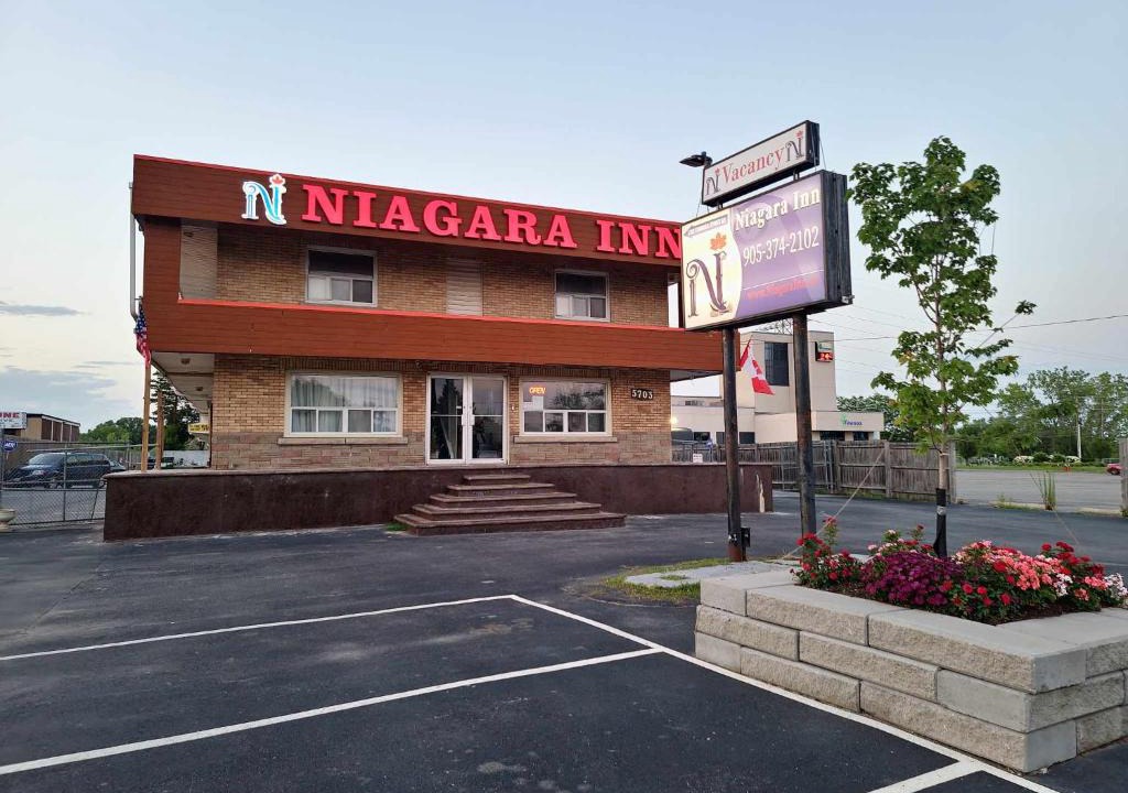 Niagara Falls Hotel | Niagara Inn