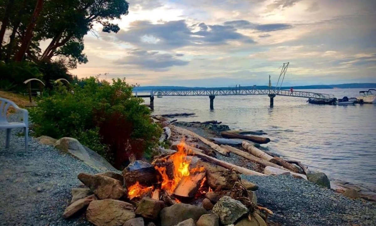 North Oyster Condo | Oceanfront Seaside Vacay with stunning views at Inn of the Sea,Pool/Hot Tub/Dock