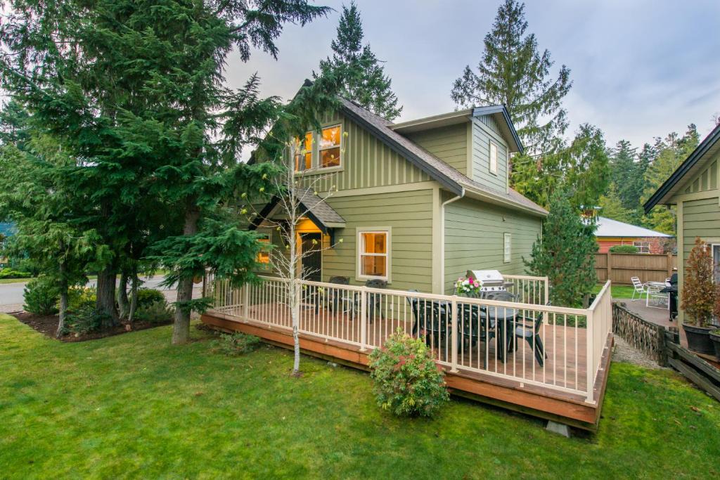 Regional District of Nanaimo Resort | Oceanside Village Resort