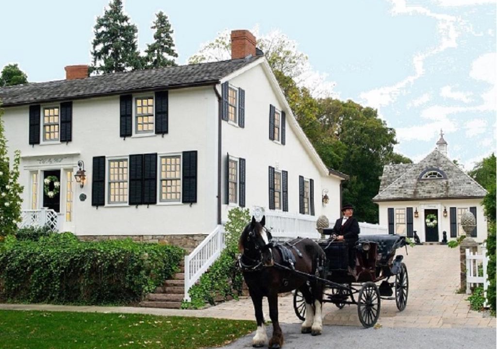 Old Town Historic District Bed & Breakfast | Old Ivy Walk