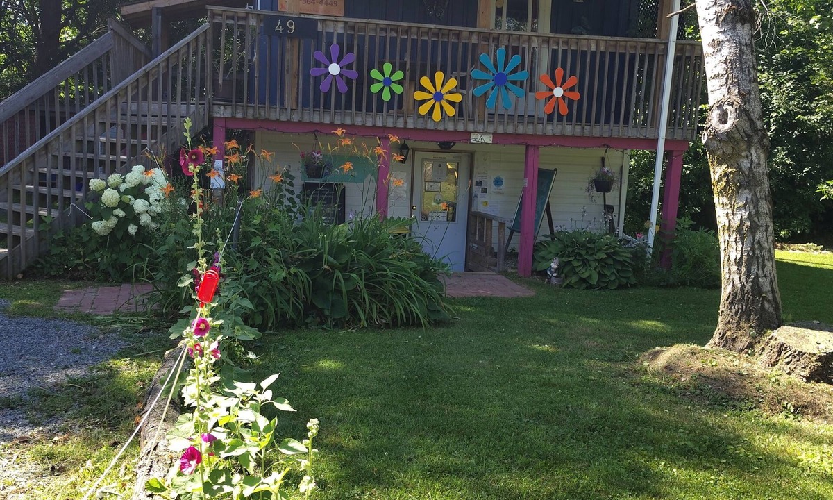 Newboro House | Original Newboro Lockmaster Home