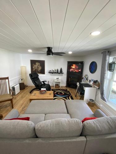Lake of Bays Bed & Breakfast | Our Place Up North BnB