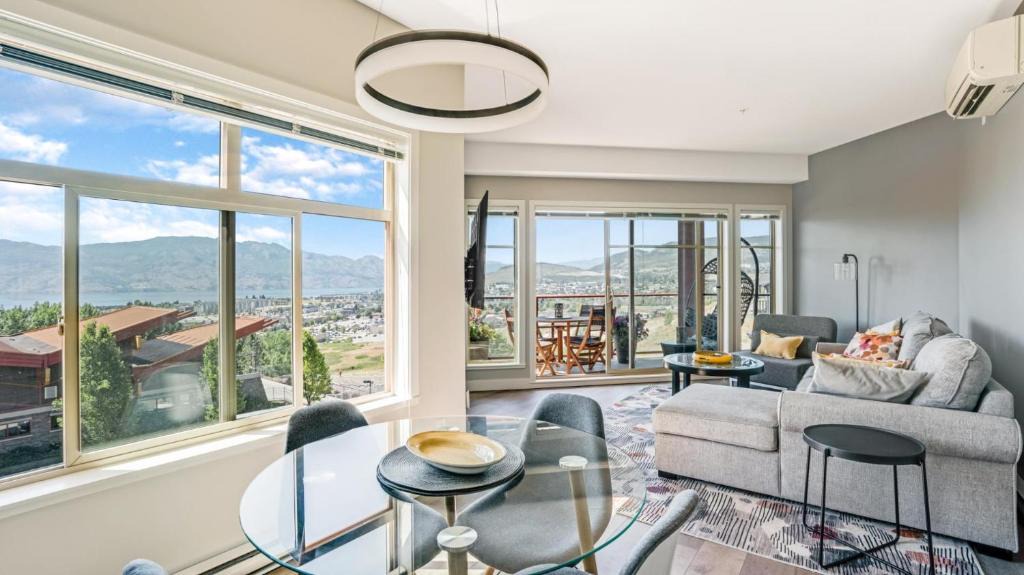 Central Okanagan Apartment | Panoramic Views at Copper Sky #204