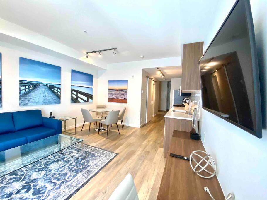 Sidney Apartment | Perfect Brand New Condo Downtown Sidney
