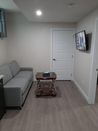 Saskatoon Apartment | PineOrange Home