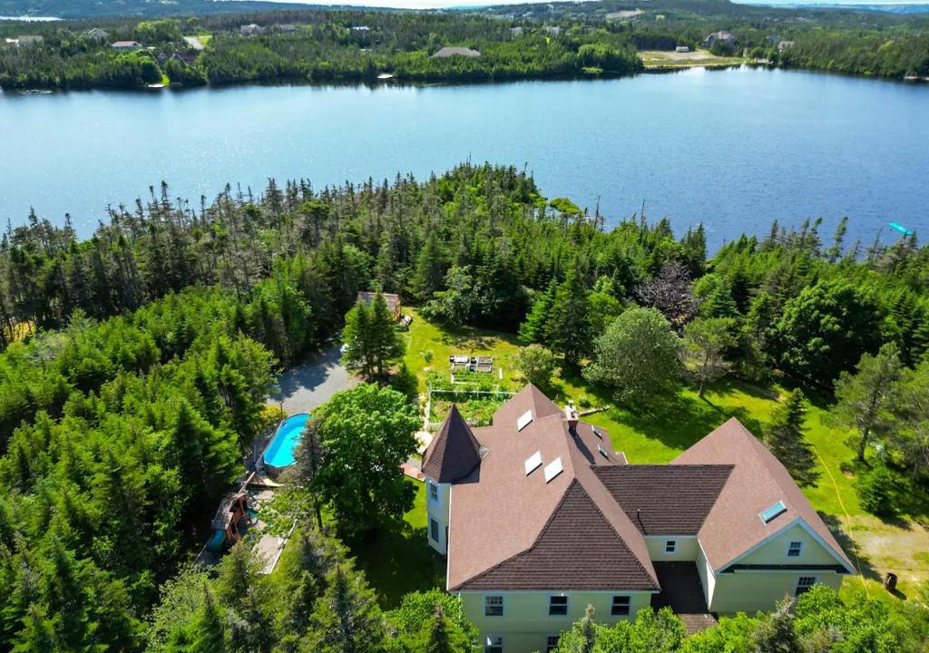Portugal Cove - St. Philips House | Pondside Bliss Wprivate Pool - Magical Getaway