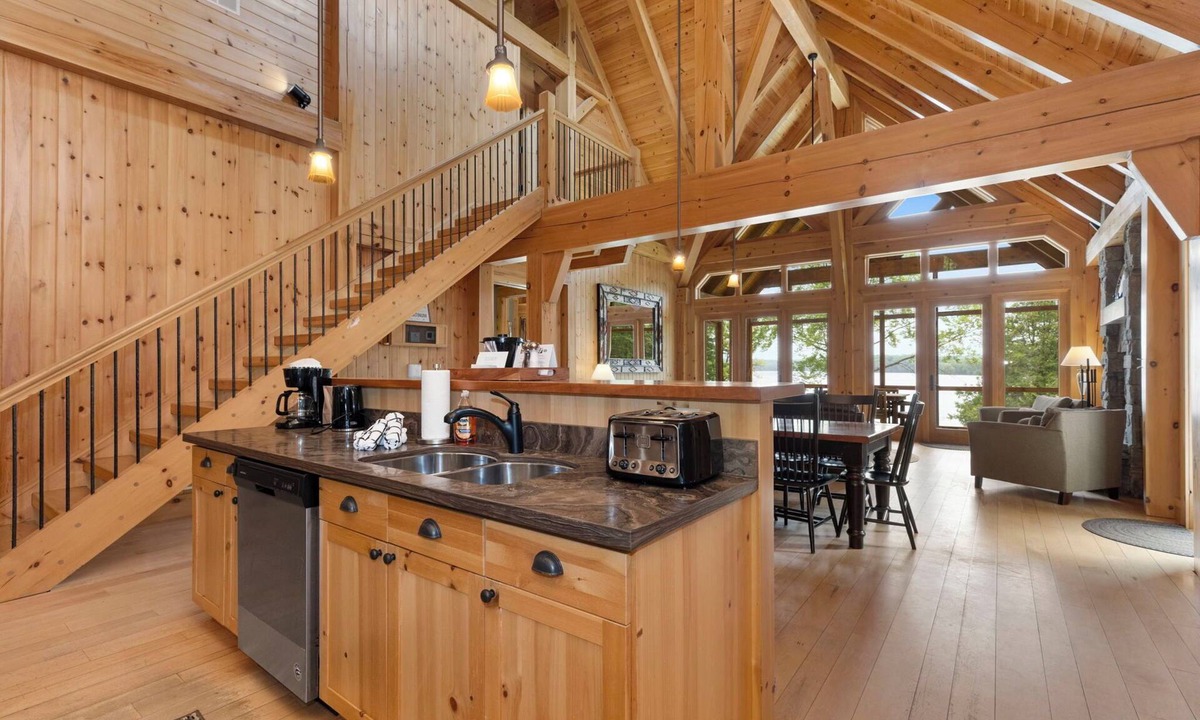 Lake of Bays Cabin | Port Cunnington Lodge