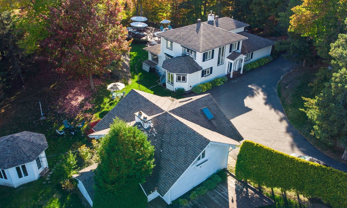 Sainte-Adele House | Private 5-Acre Estate with Pool, Spa, Sauna & Mountain Views