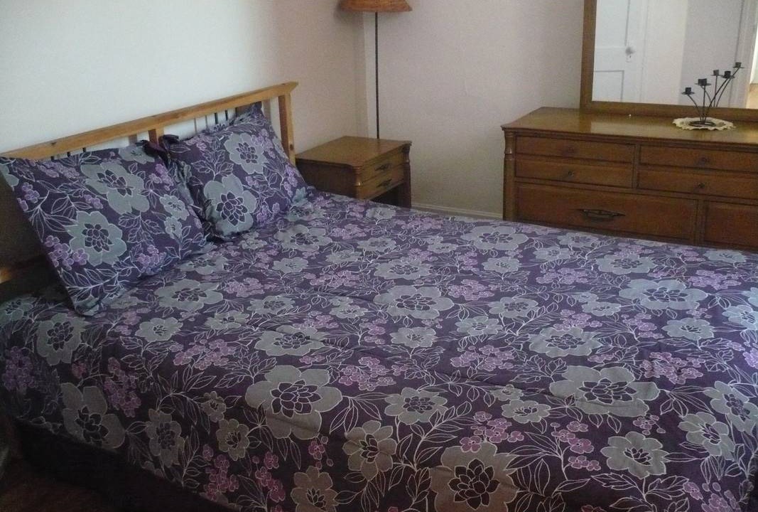 Cote-Des-Neiges—Notre-Dame-De-Grace Resort | Private room ∙ 2 guests