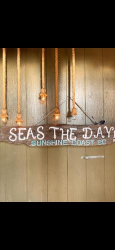 Gibsons House | PRIVATE HOUSE and private HOT TUB Seas The Day Pets BBQ Beaches Artists Studio Lower Gibsons The Bay