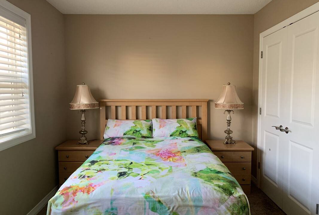 Auburn Bay Resort | Private room ∙ 1 guest