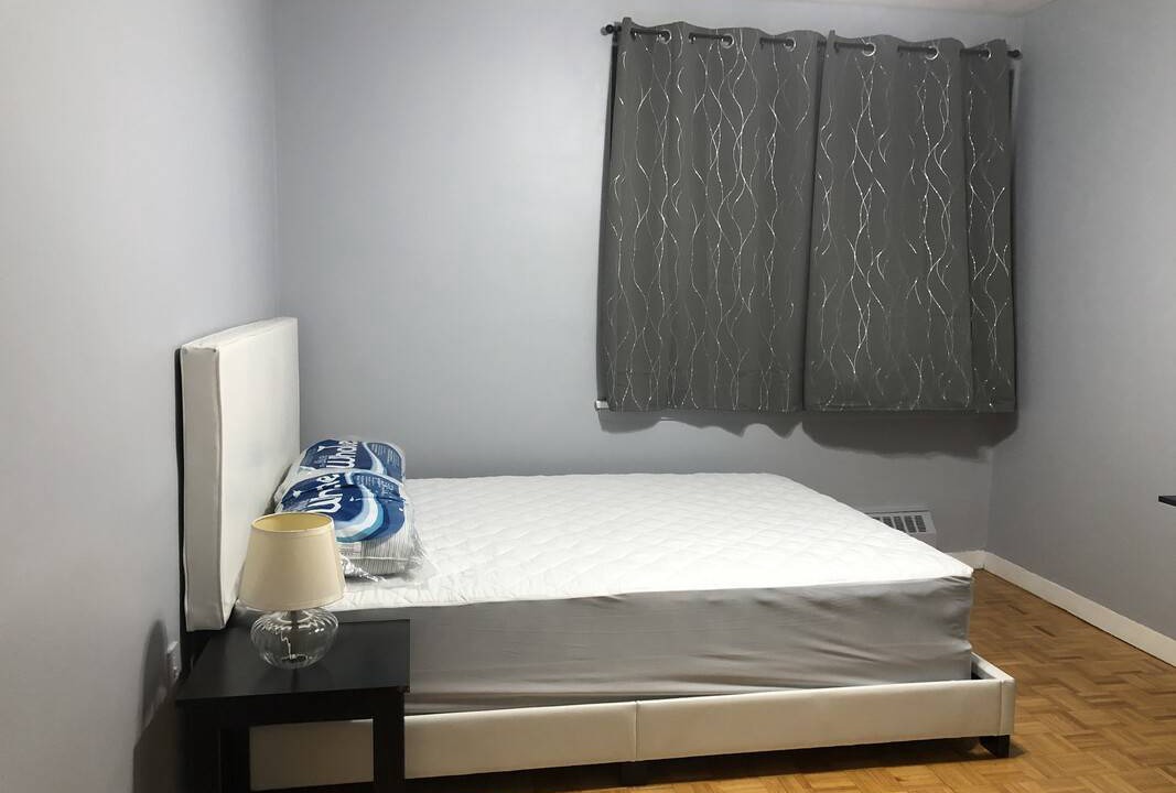 Etobicoke Resort | Private room ∙ 1 guest