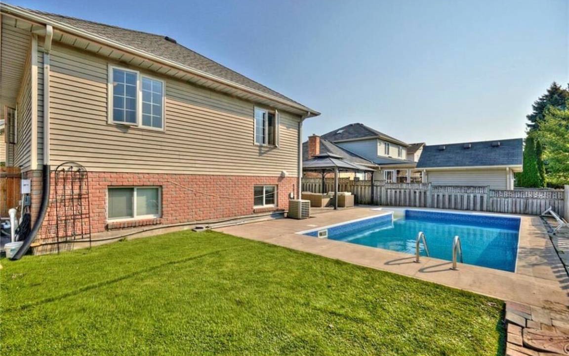 St. Catharines Resort | Private room ∙ 1 guest