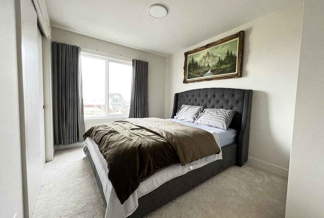 Airdrie Resort | Private room ∙ 1 guest