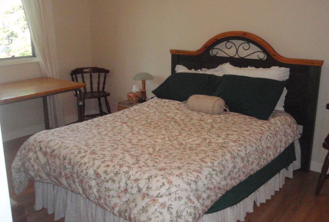Southeast Calgary Resort | Private room ∙ 1 guest
