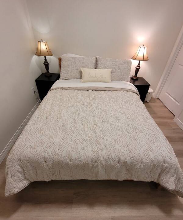 Auburn Bay Resort | Private room ∙ 2 guests