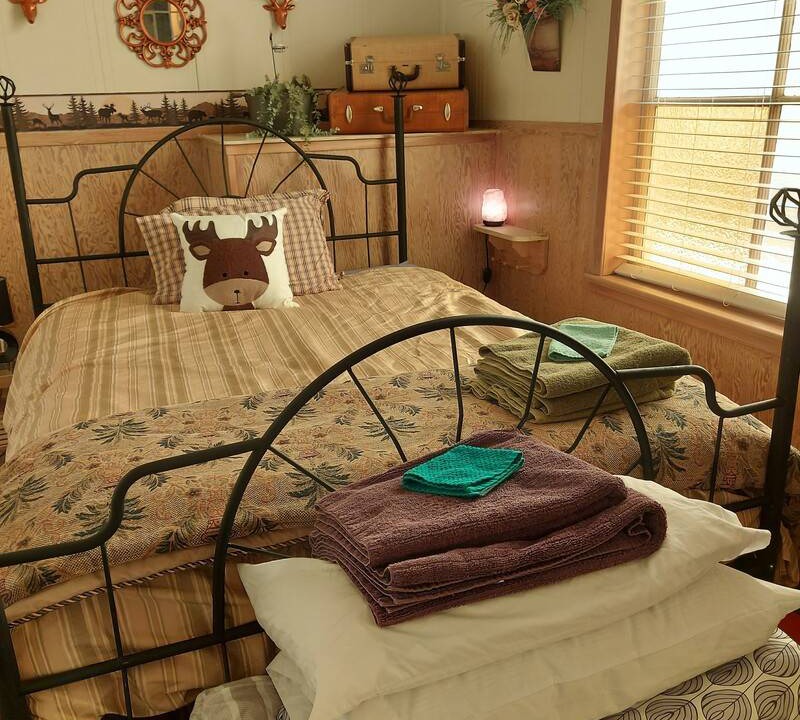 Mannville Resort | Private room ∙ 2 guests