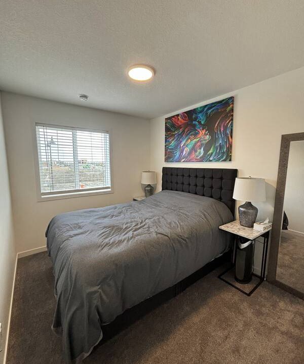 Southeast Calgary Resort | Private room ∙ 2 guests