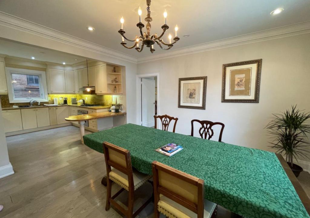 Forest Hill South House | Private Suite in Forest Hill with full kitchen and parking