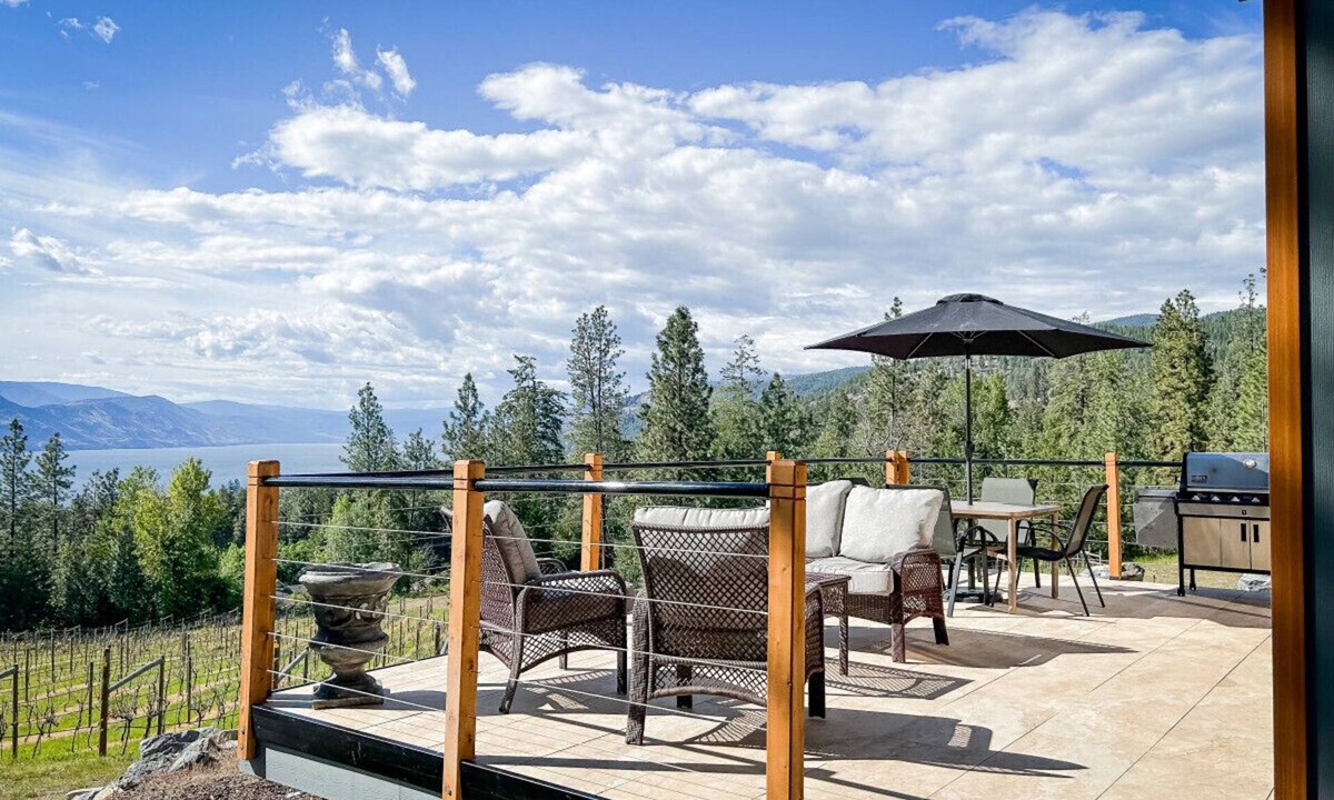 Okanagan-Similkameen Apartment | Private Vineyard Home with Lake View