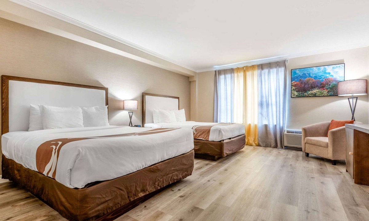 Fallsview Hotel | Quality Inn & Suites