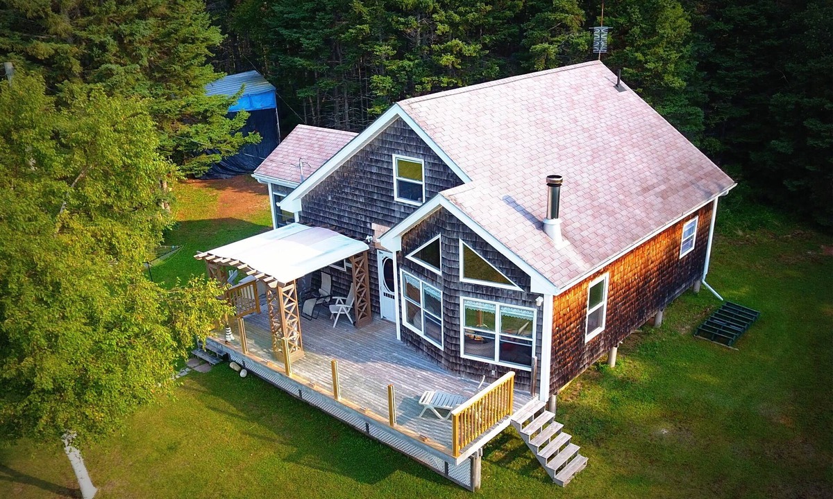 DeGros Marsh Cottage | Quiet Beach Get-Away Near Cardigan, PEI