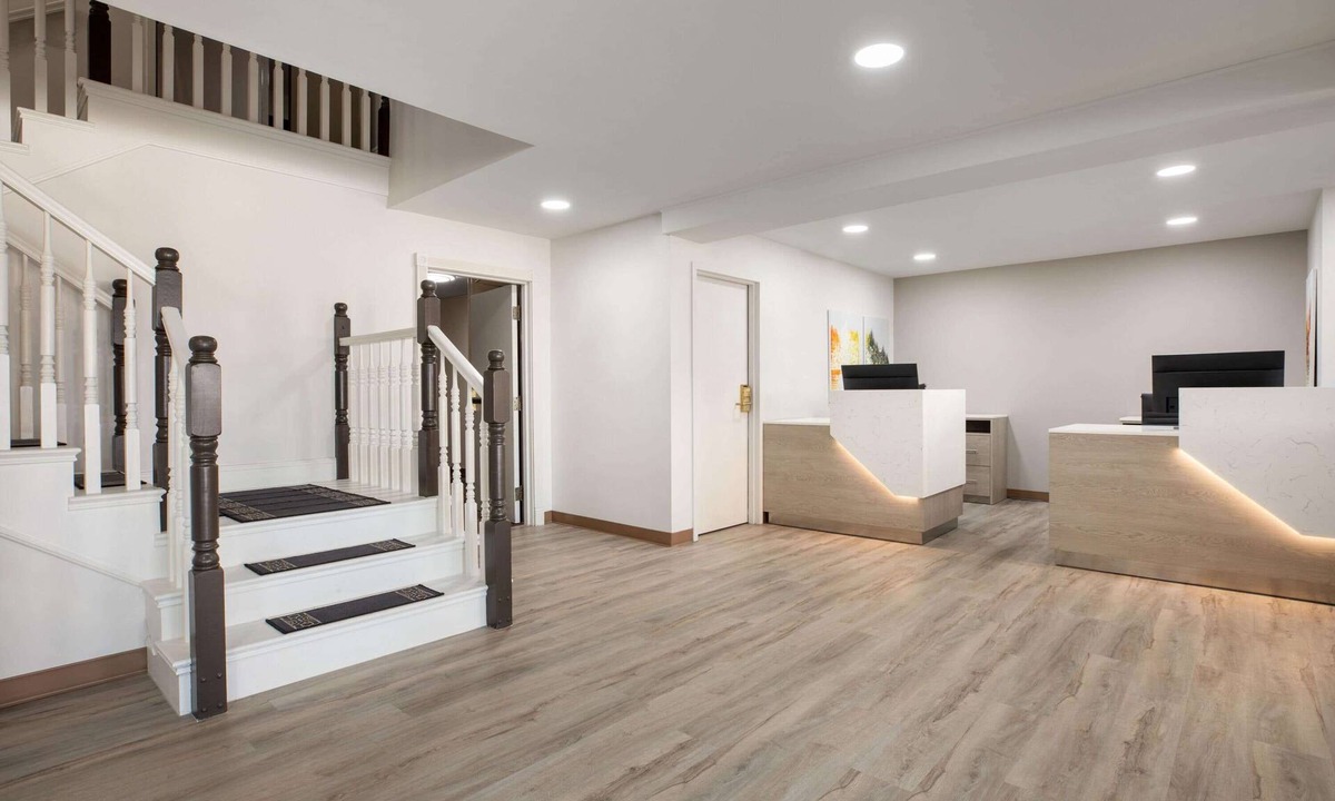 Miramichi Hotel | Ramada by Wyndham Miramichi New Brunswick