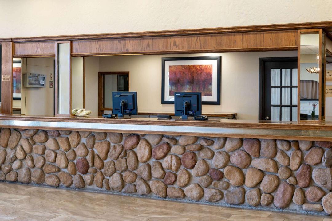 Ramada | Thunder Bay