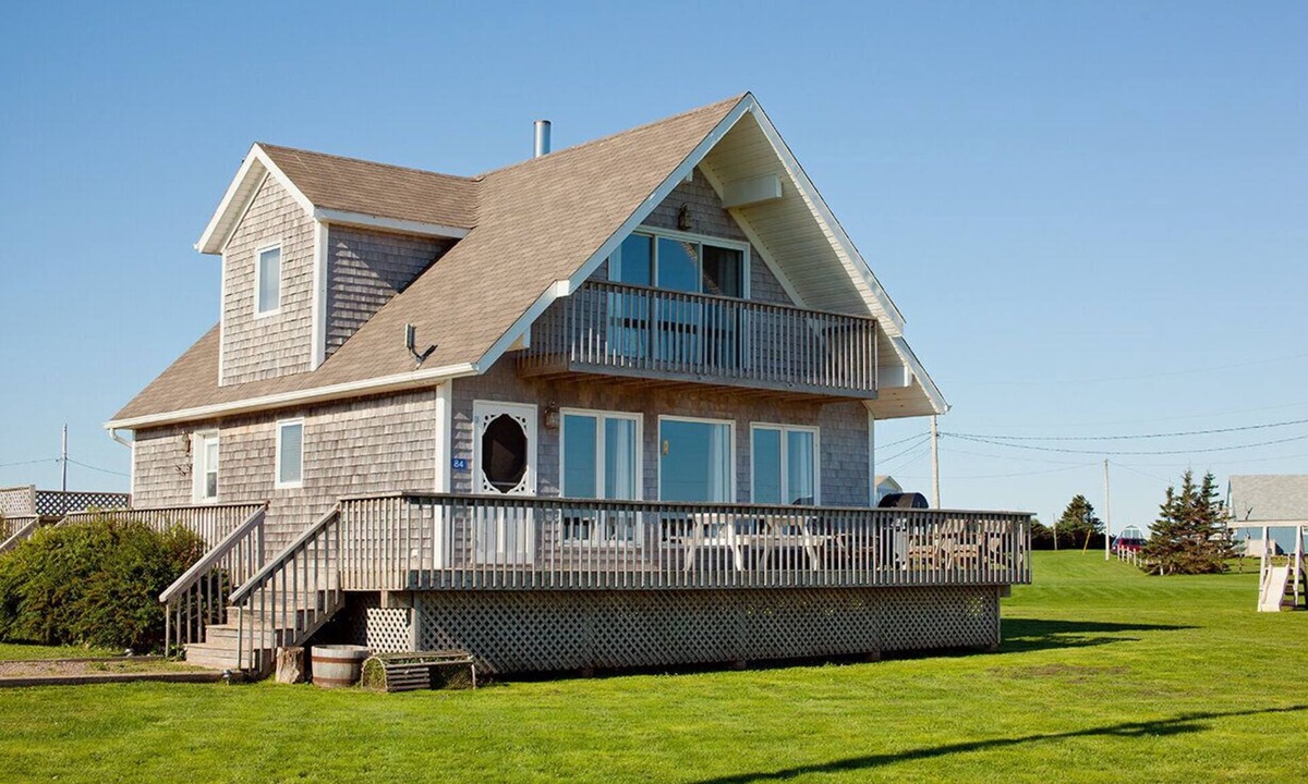 Sea View Cottage | Relaxing 3 bedroom cottage located in beautiful Prince Edward Island, Canada