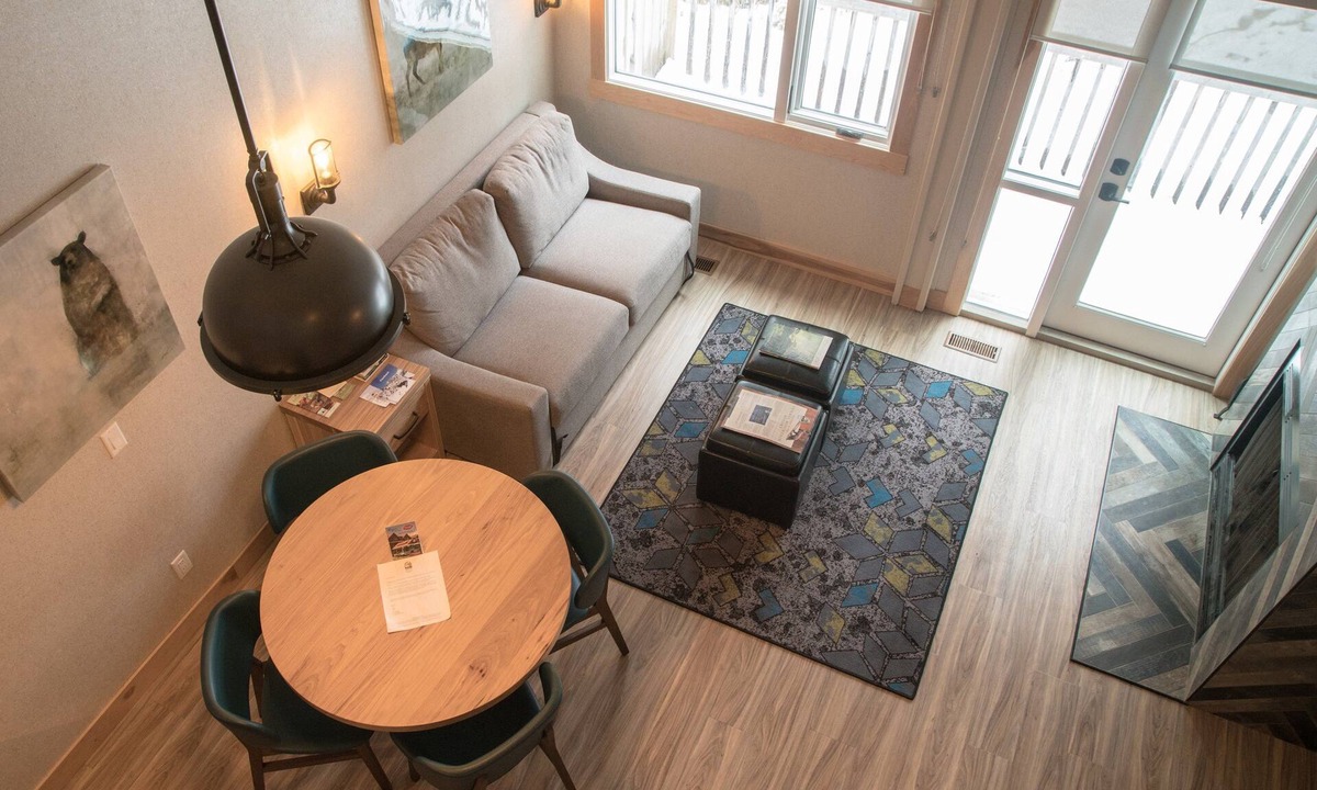 Banff Condo | Renovated Banff Condo + Loft | Private Balcony!